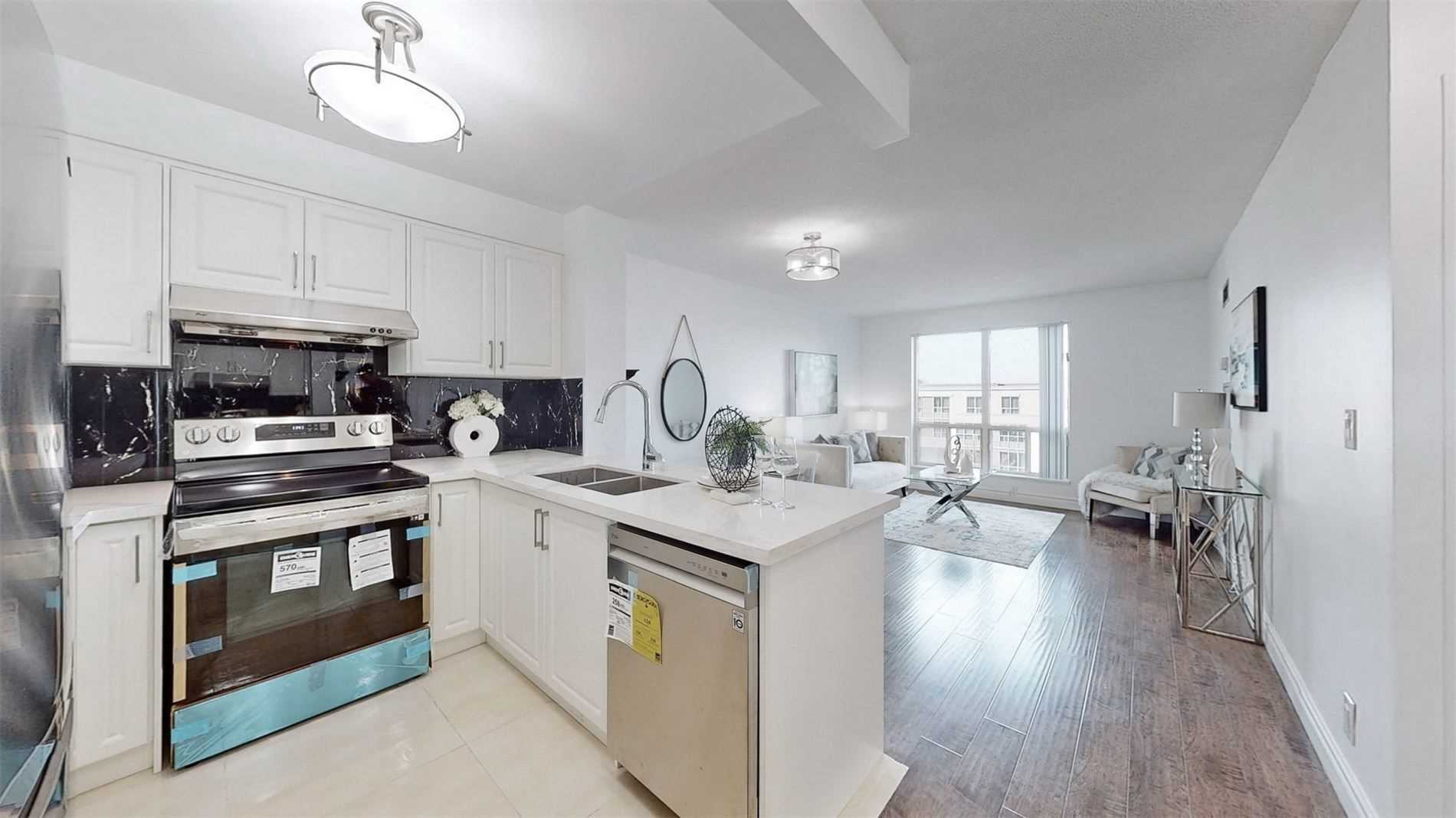 1 Lee  Centre Drive, #503