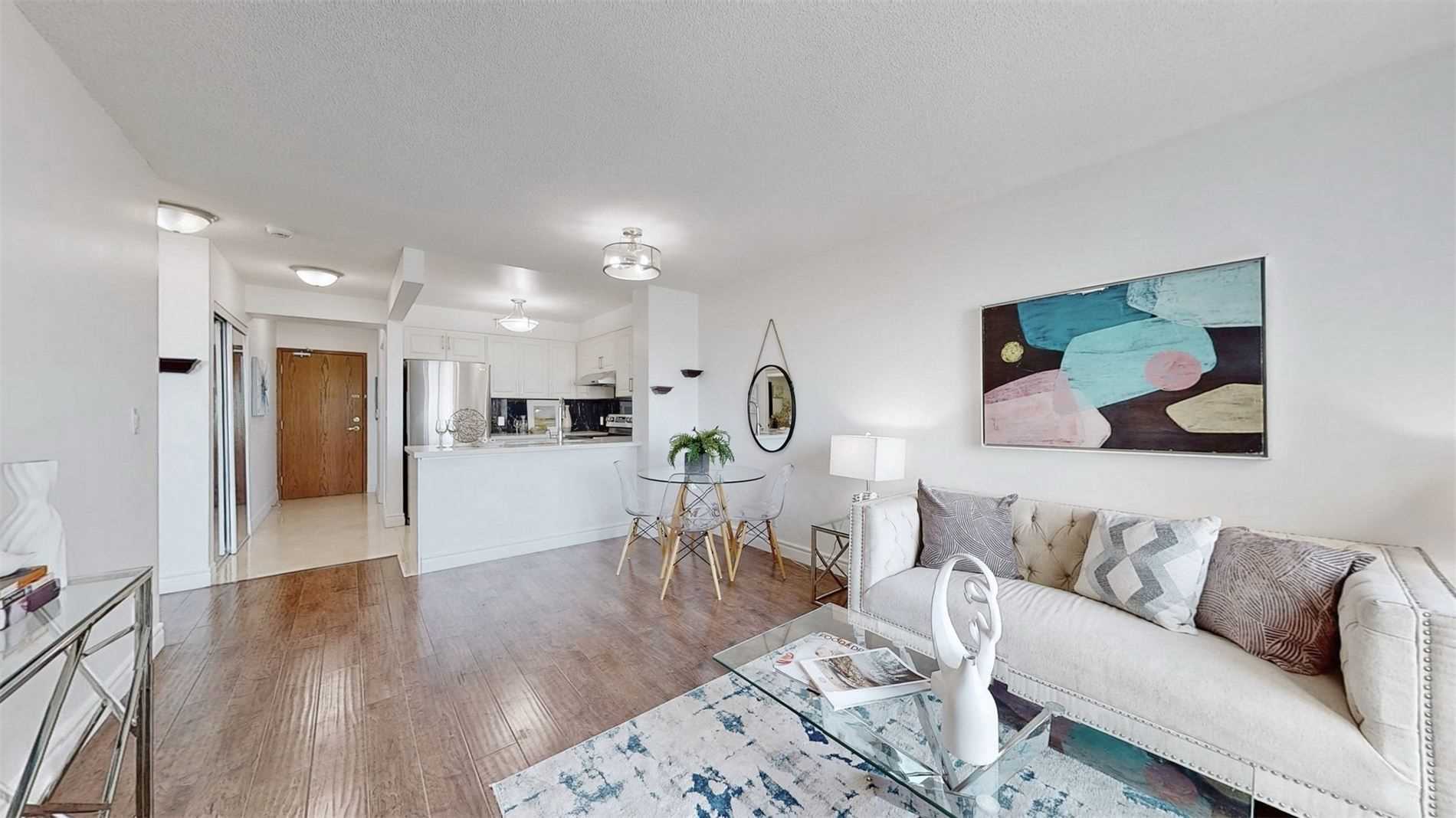 1 Lee  Centre Drive, #503