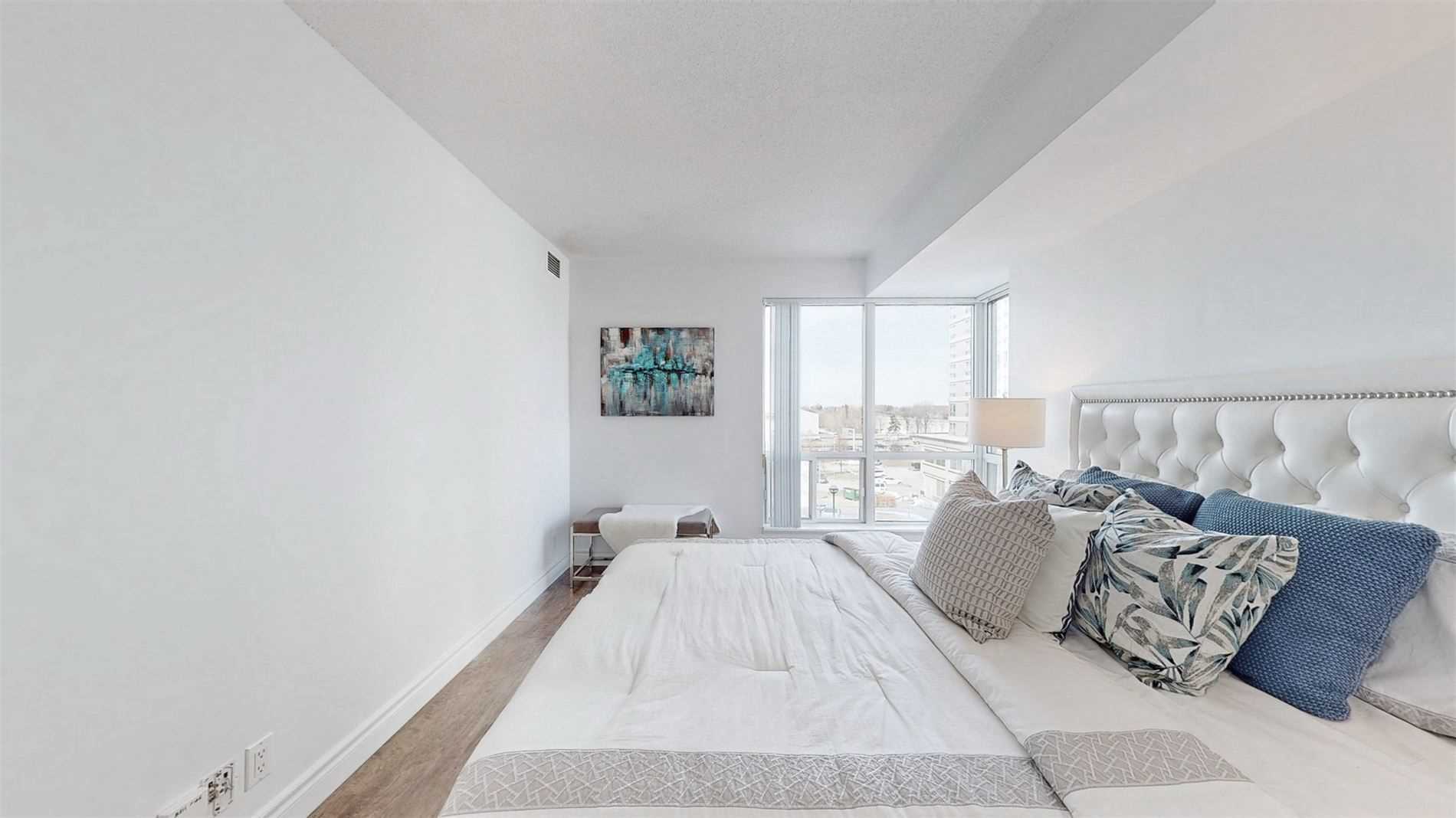 1 Lee  Centre Drive, #503