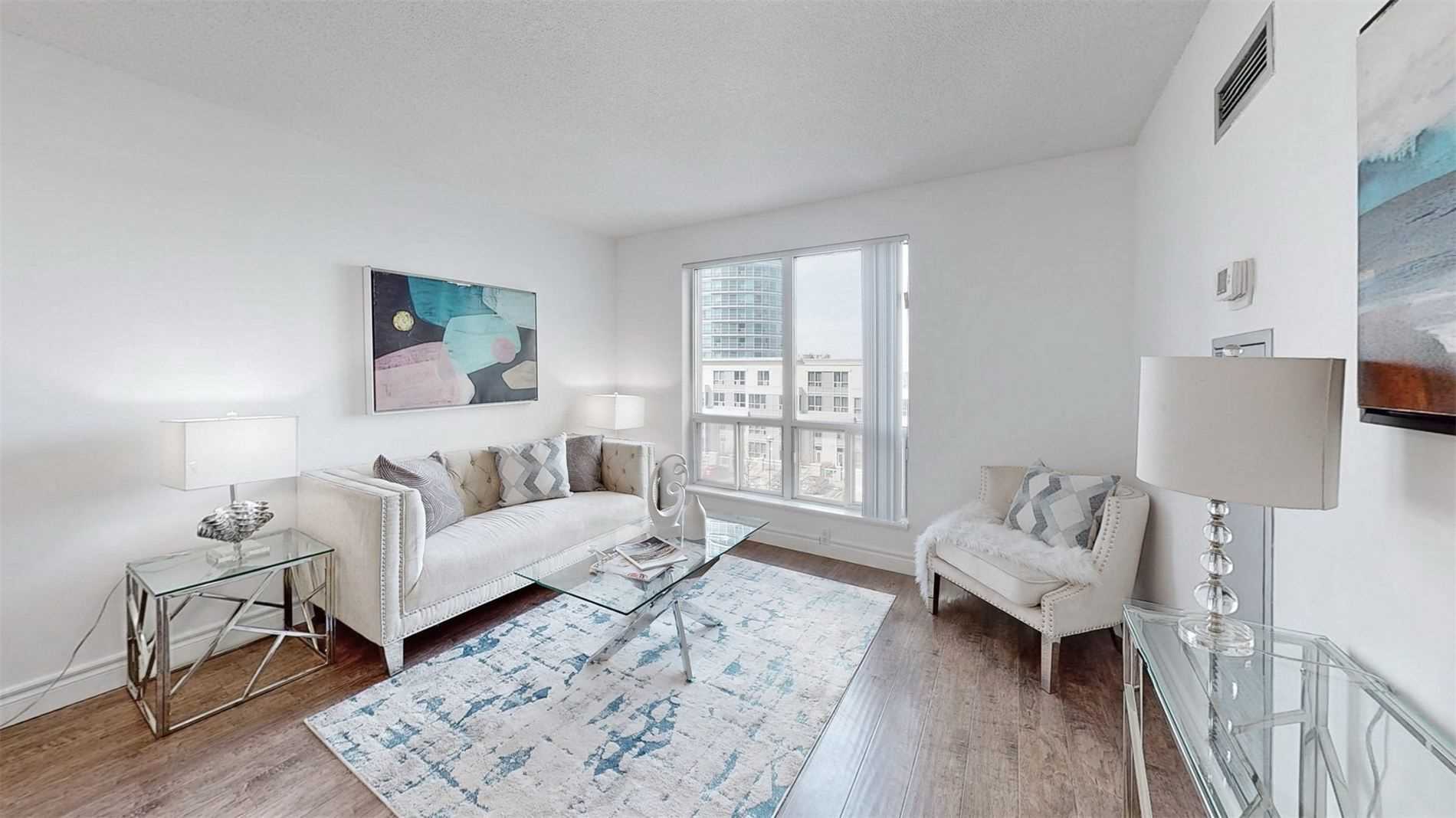 1 Lee  Centre Drive, #503