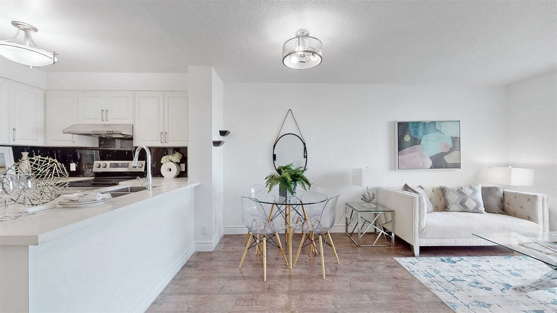 1 Lee  Centre Drive, #503