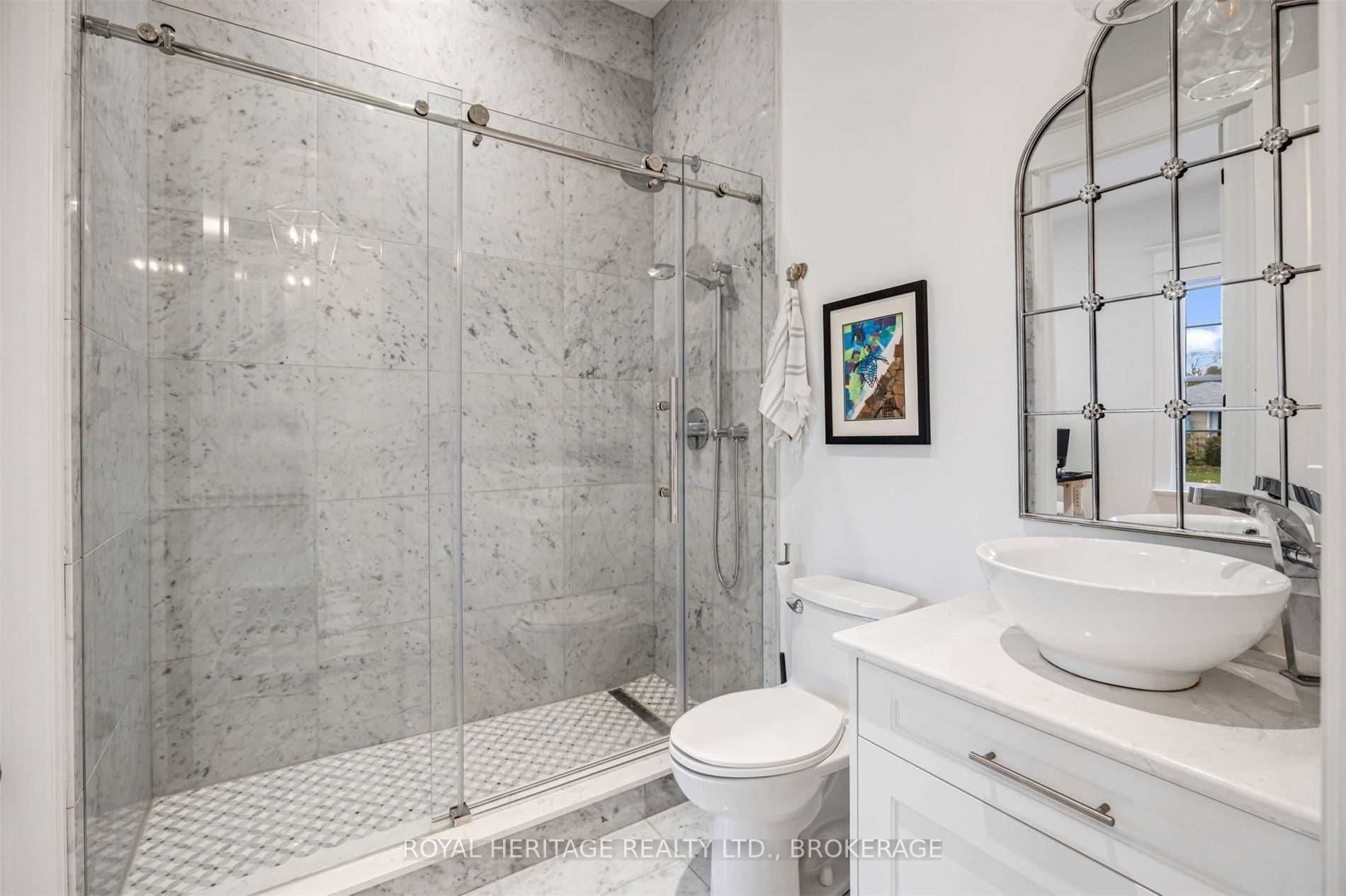 Listing E5980901 - Large Photo # 17