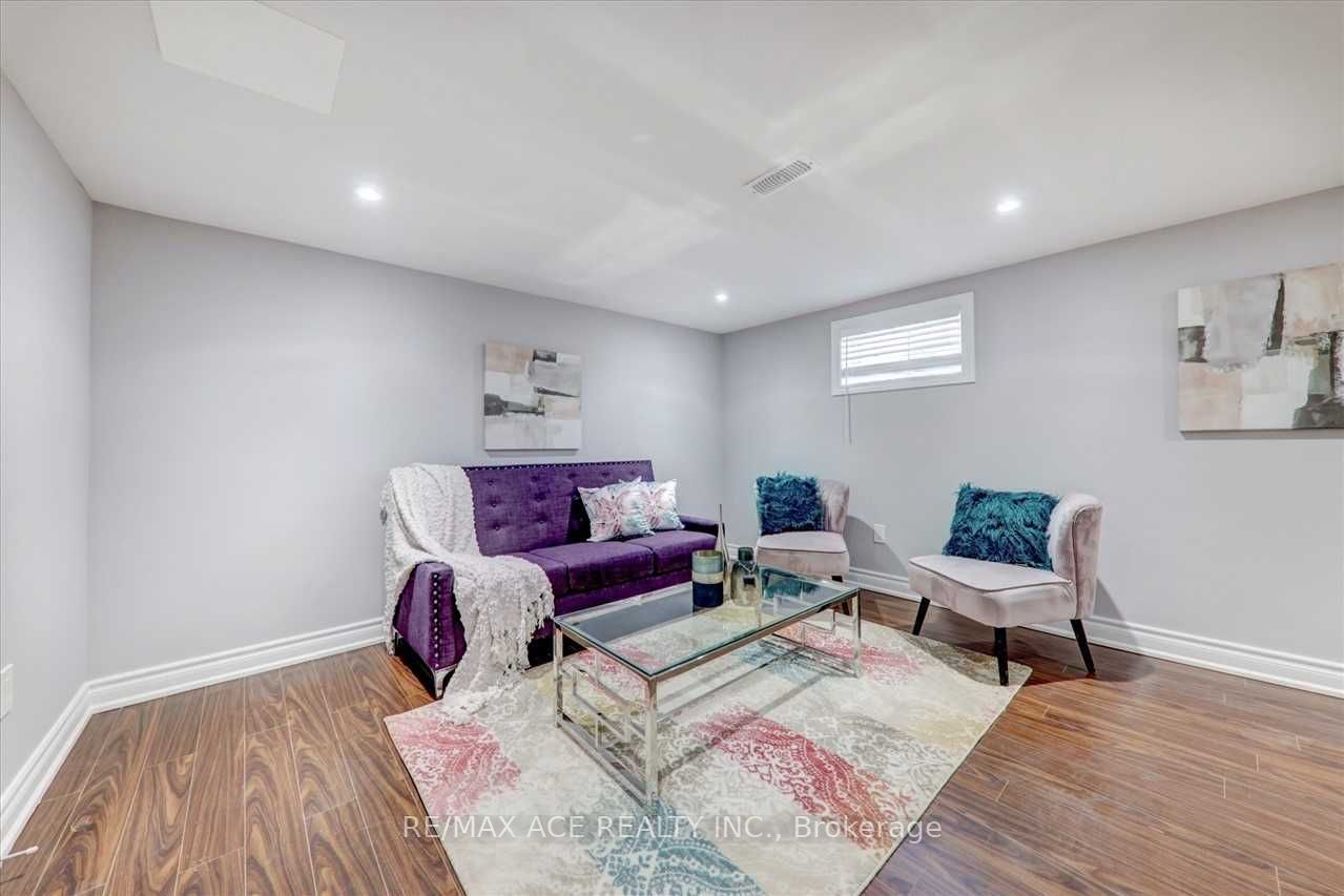 31 Benlight Crescent