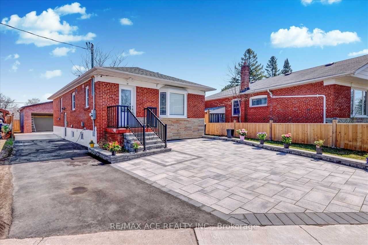 31 Benlight Crescent