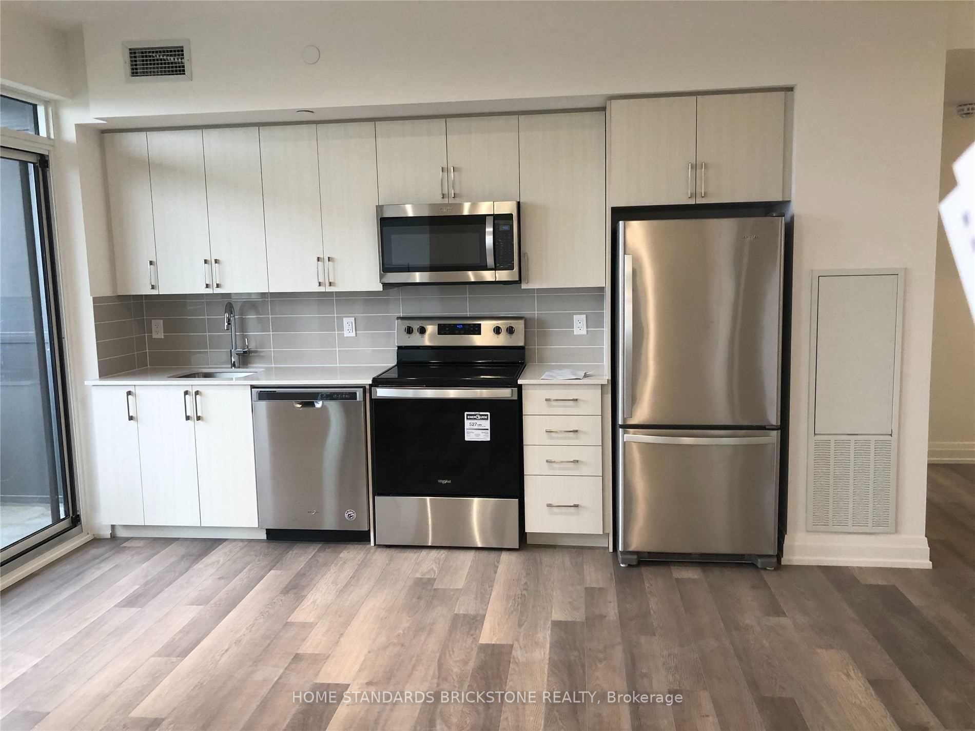 3121 Sheppard Ave E, #2005