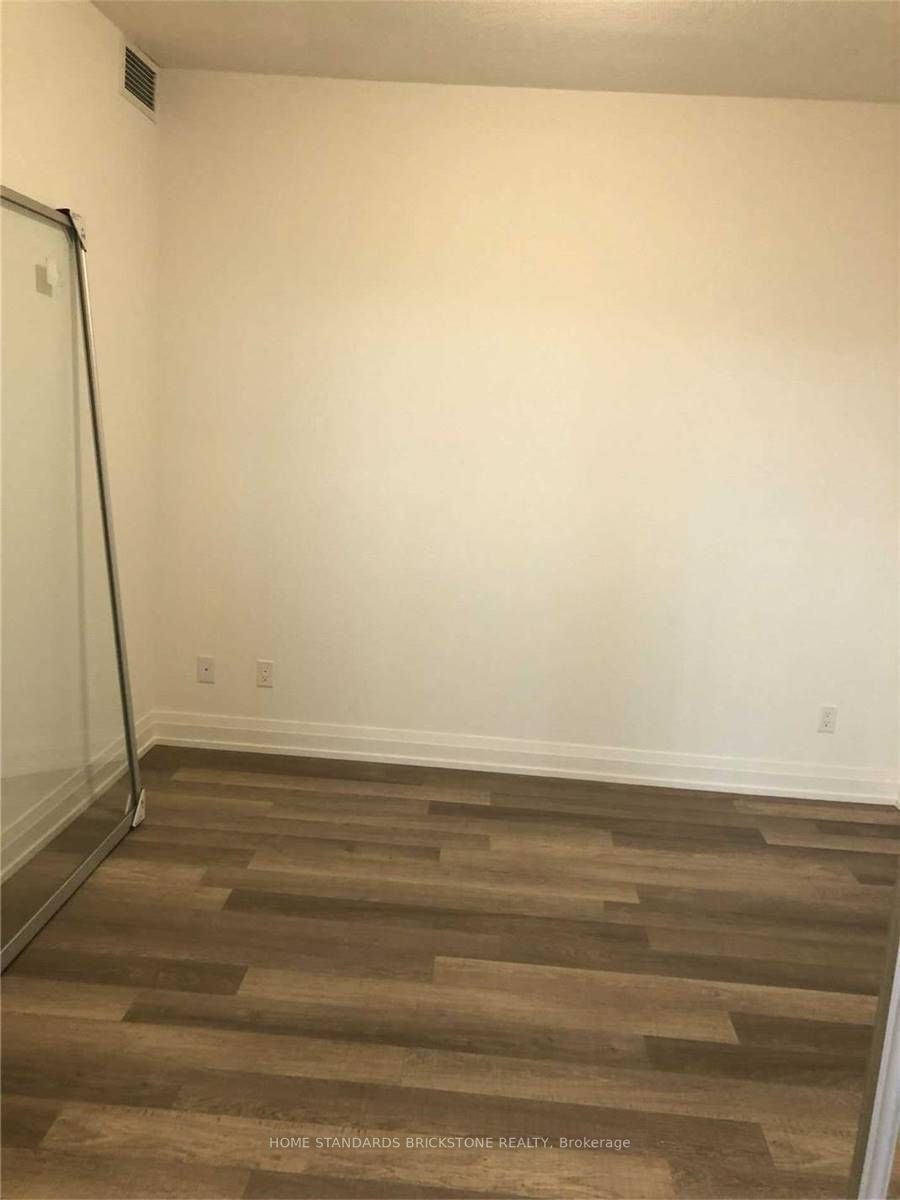 3121 Sheppard Ave E, #2005