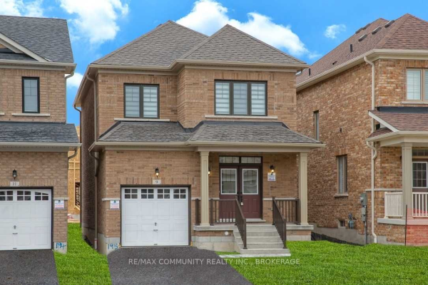 9 Ogston Cres, Whitby