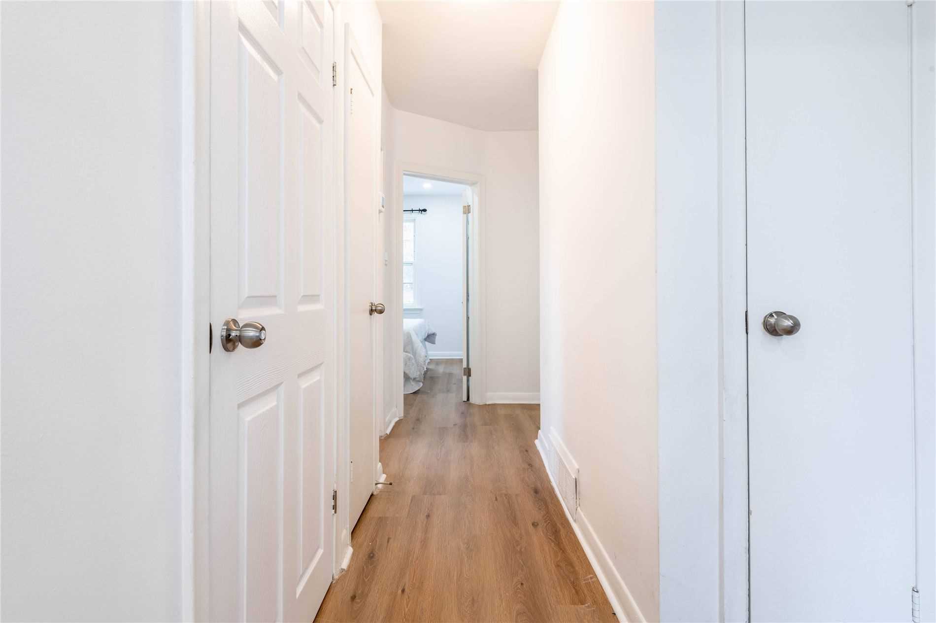 6 Larkhall Avenue