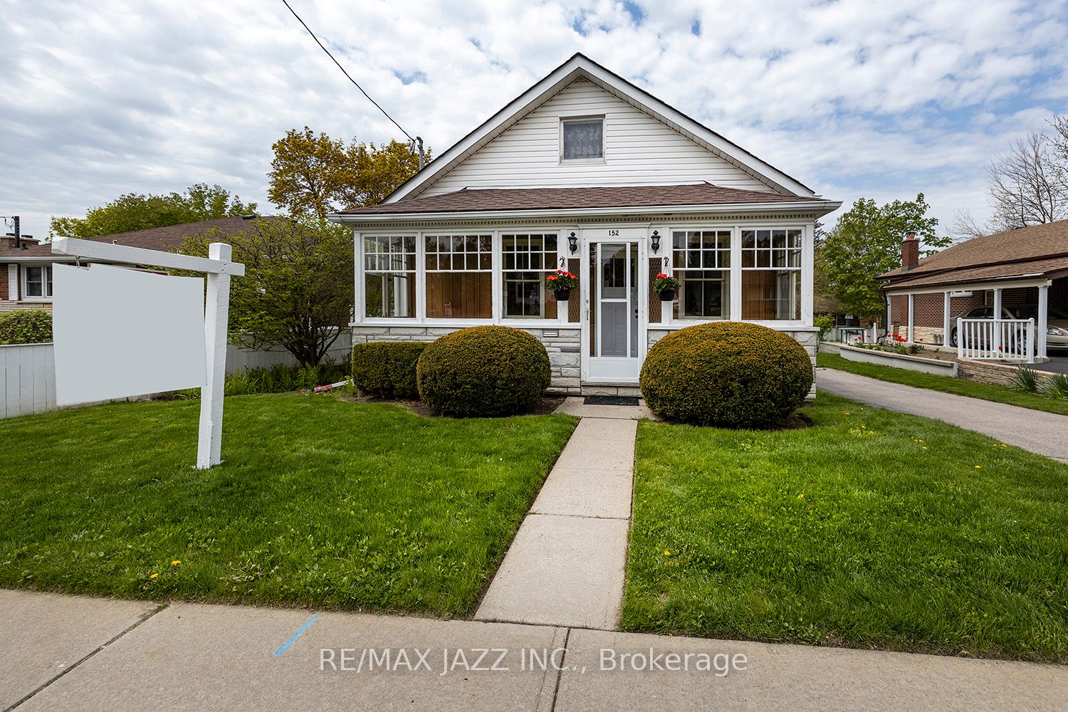 152 Harmony Rd N