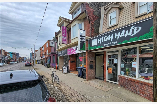 624 Gerrard St E, Toronto