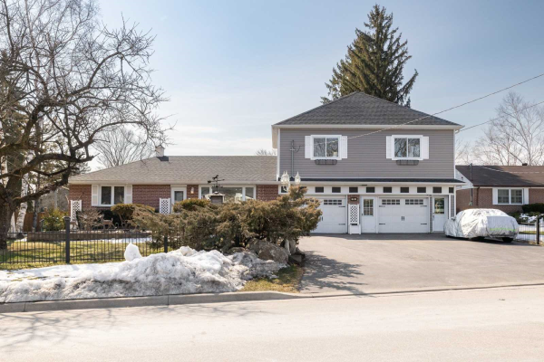 79 Lincoln St, Ajax