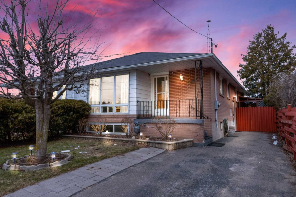 687 Perry Cres, Oshawa