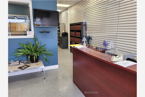 2756 Danforth Ave, Toronto