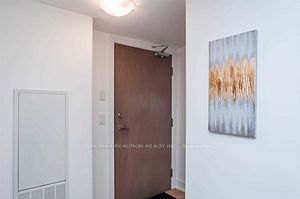 1255 Bayly St, #901