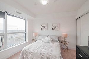 1255 Bayly St, #901