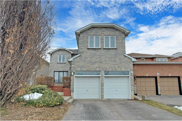1 Knapton Ave, Ajax