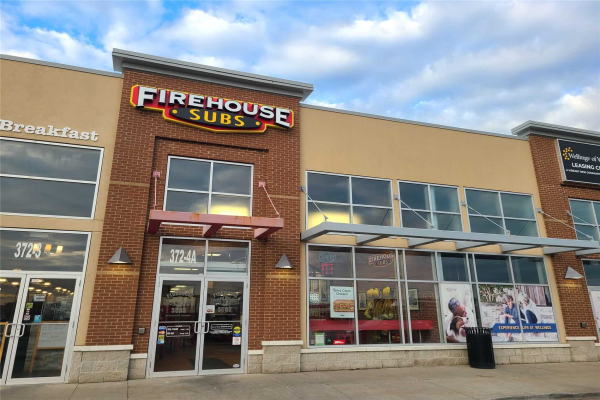 372 Taunton Rd E, Whitby
