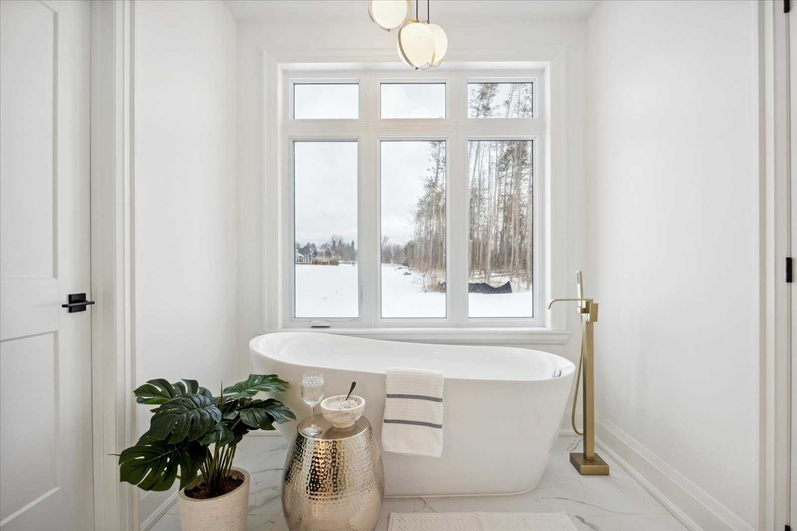 46 Charles Tilley Cres
