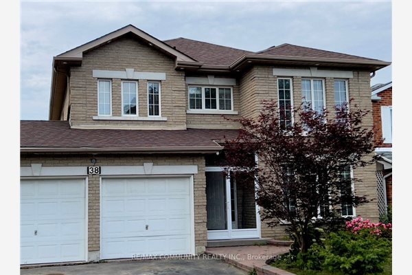 38 Bluenose Cres, Toronto