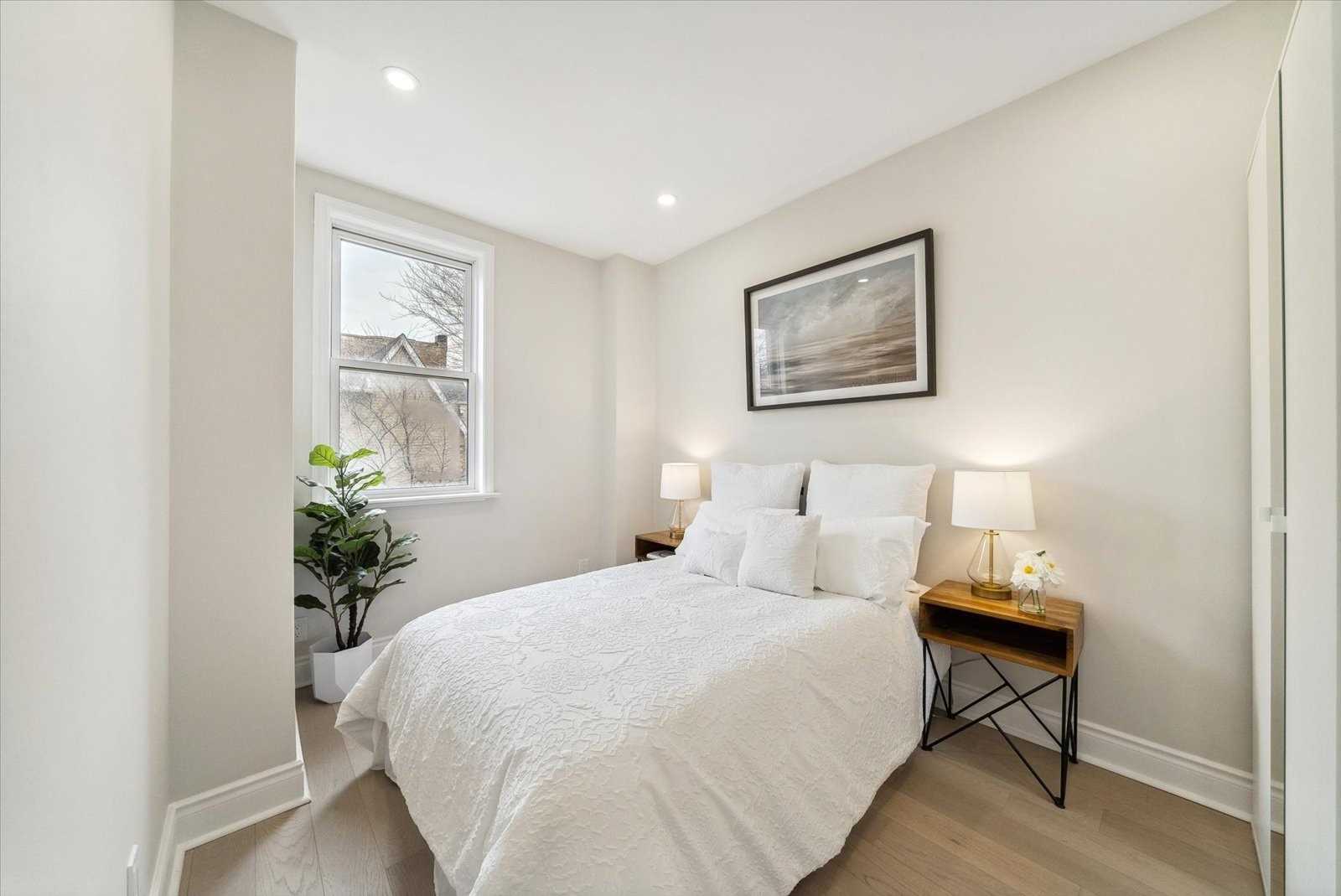 3 Lockwood Rd