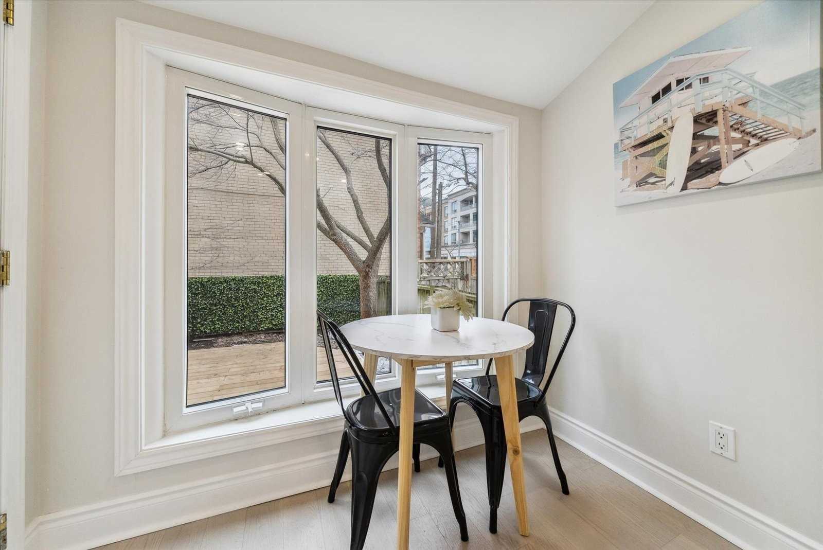 3 Lockwood Rd