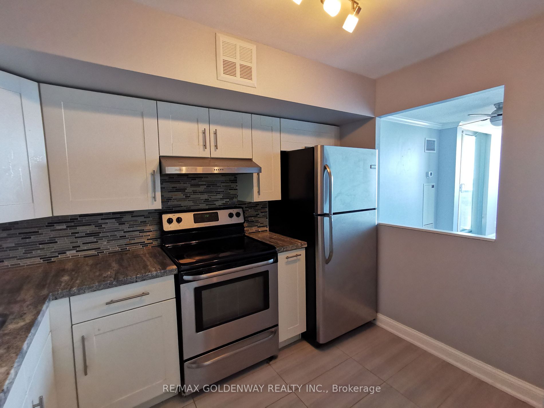 Listing E5987344 - Large Photo # 7