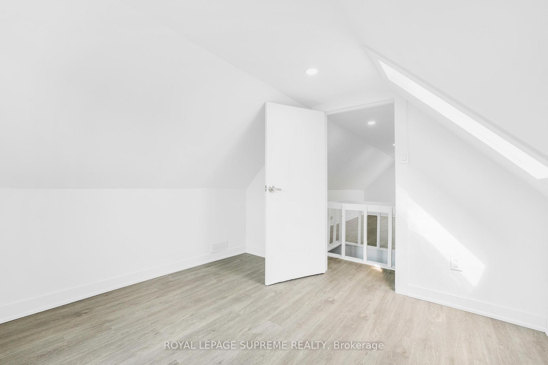Listing E5987468 - Large Photo # 30