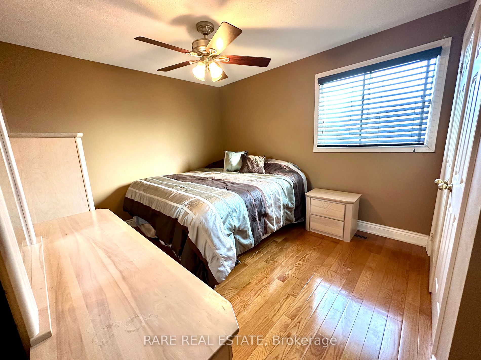 Listing E5987892 - Large Photo # 19
