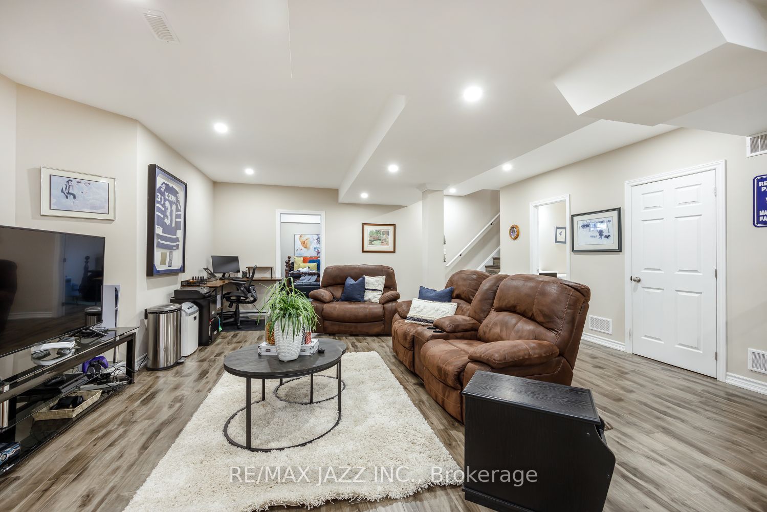 Listing E5987956 - Large Photo # 33