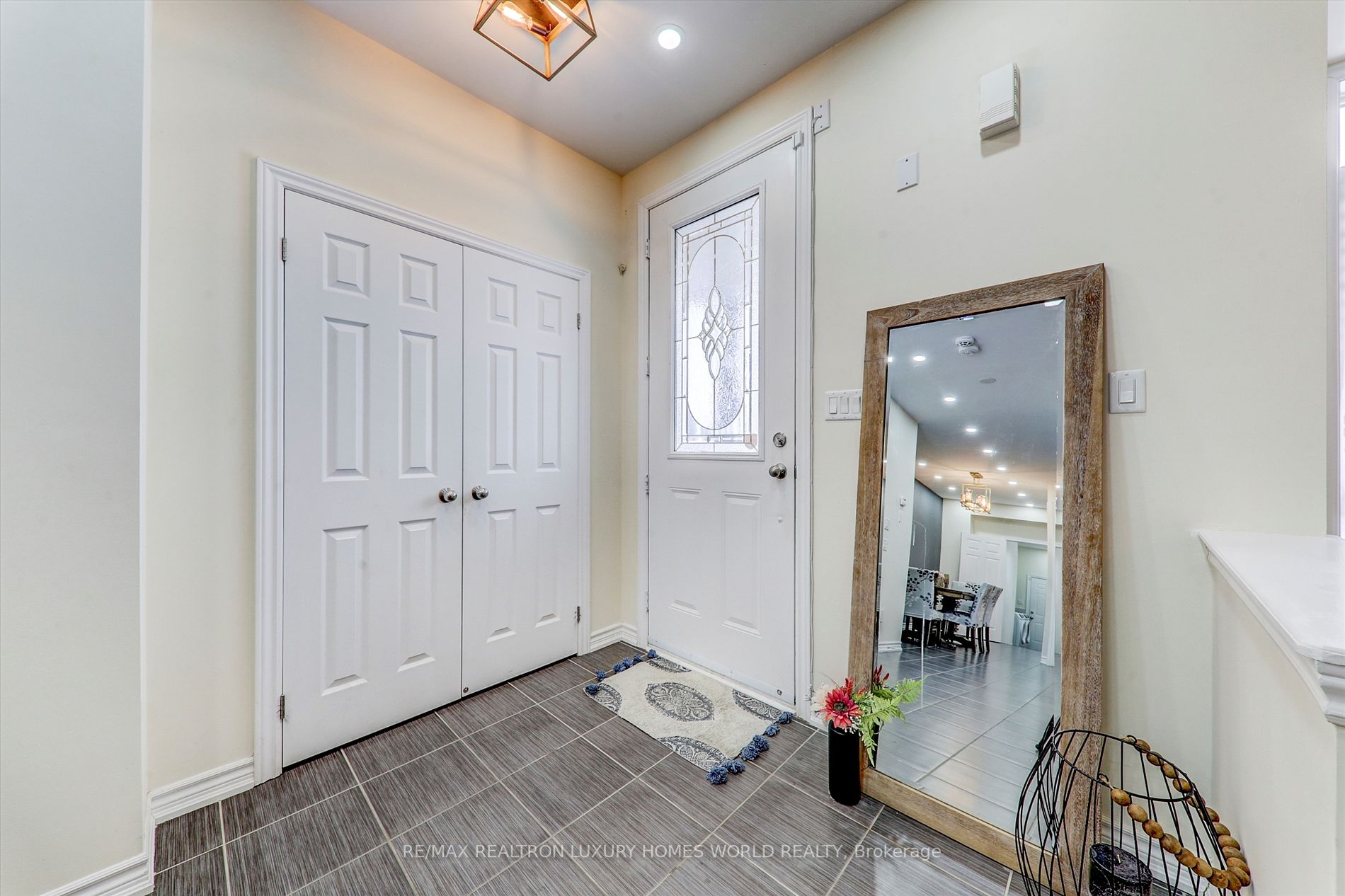 Listing E5987996 - Large Photo # 3