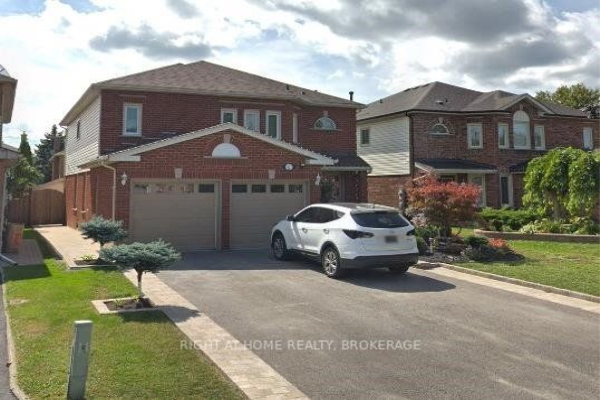 1037 Sandcliff Dr, Oshawa