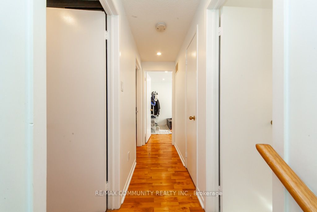 74 Fernbank Pl