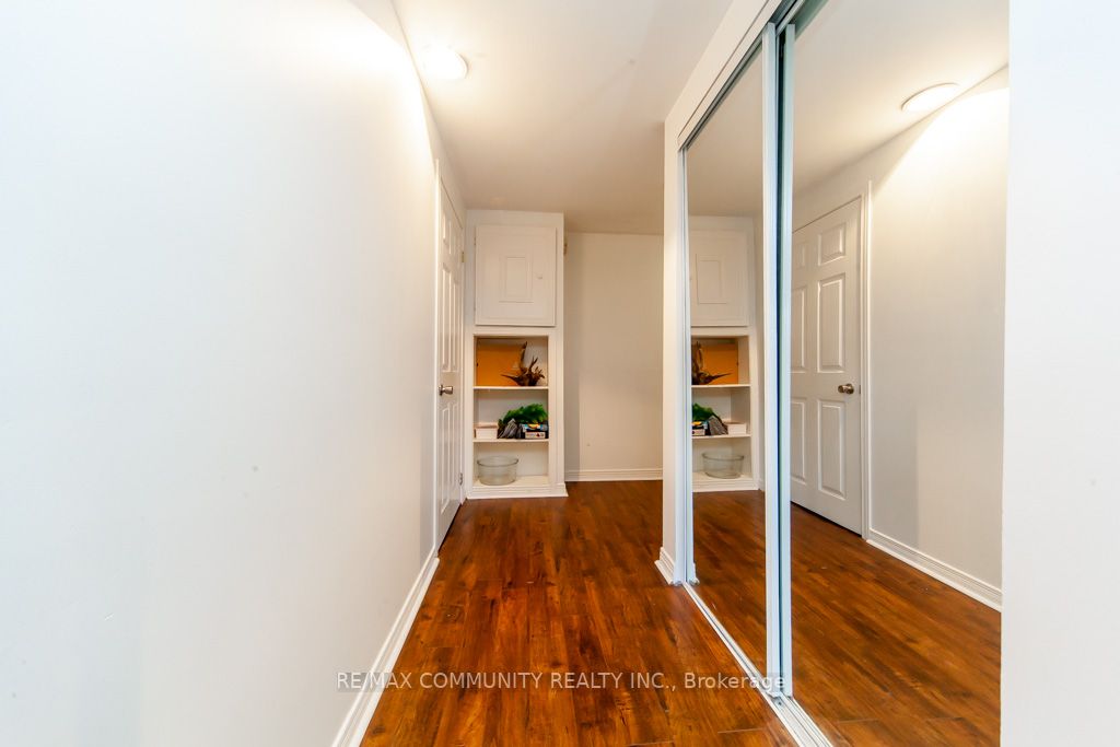 74 Fernbank Pl
