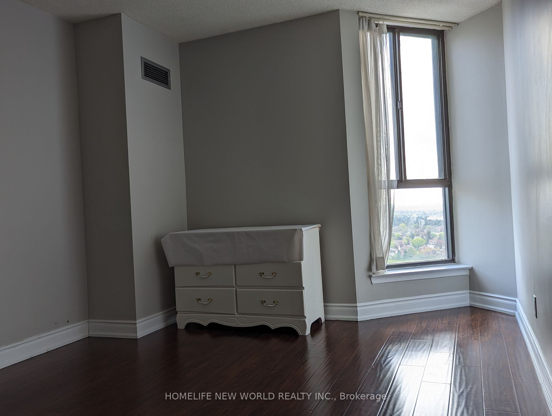 25 Bamburgh Circ, #1735