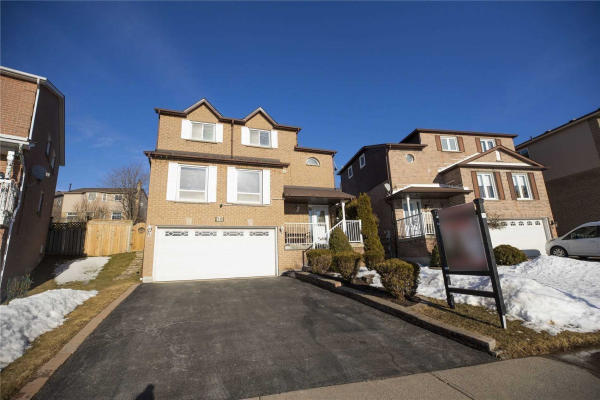 58 Reed Dr, Ajax