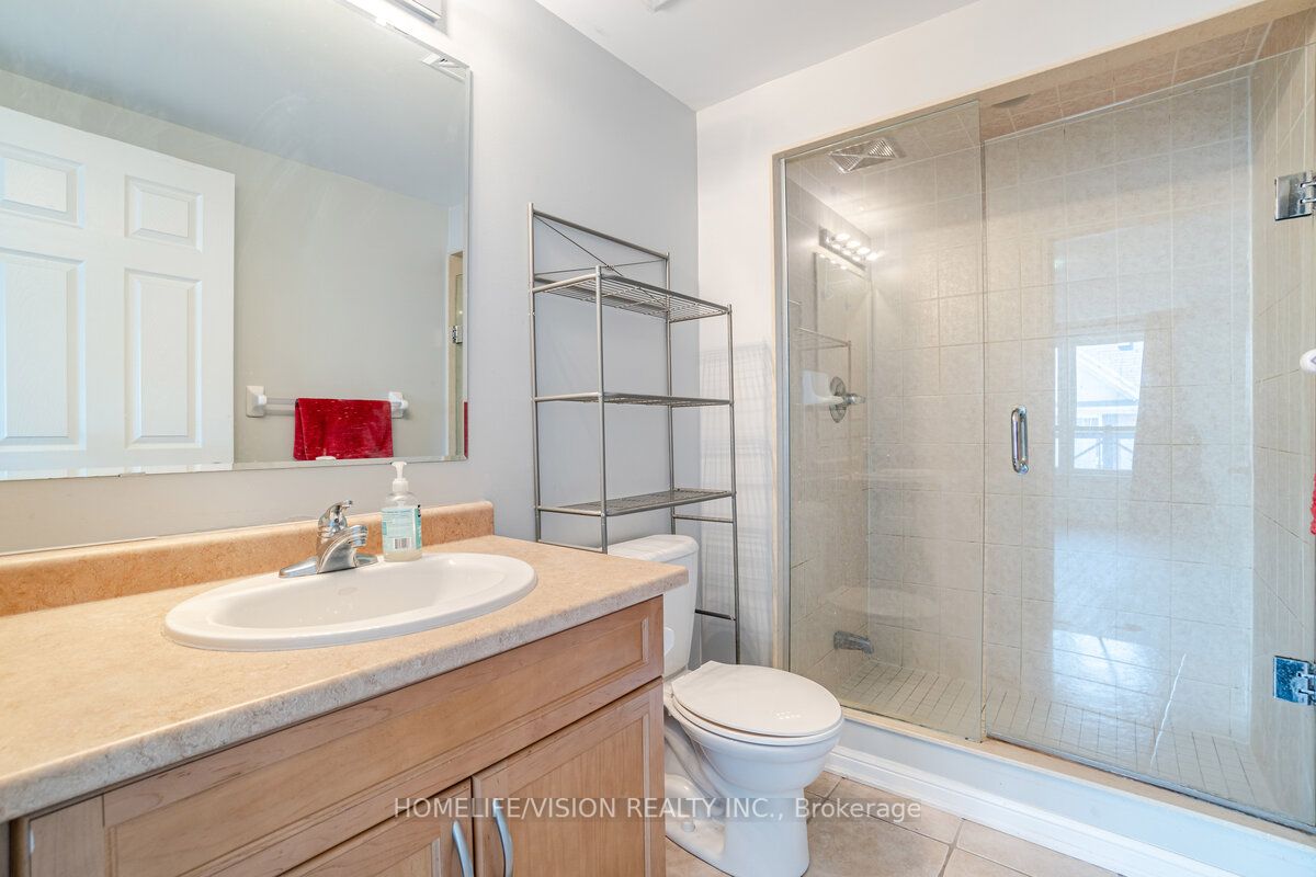 60 Mendelssohn St, #304