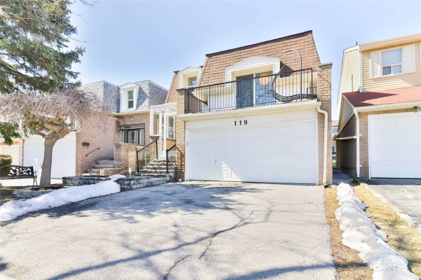 119 Wintermute Blvd, Toronto