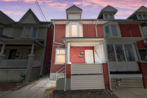 1439 Dundas St E, Toronto