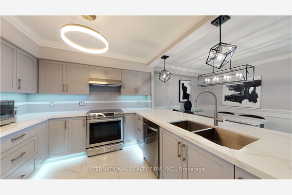 1880 Valley Farm Rd, Pickering