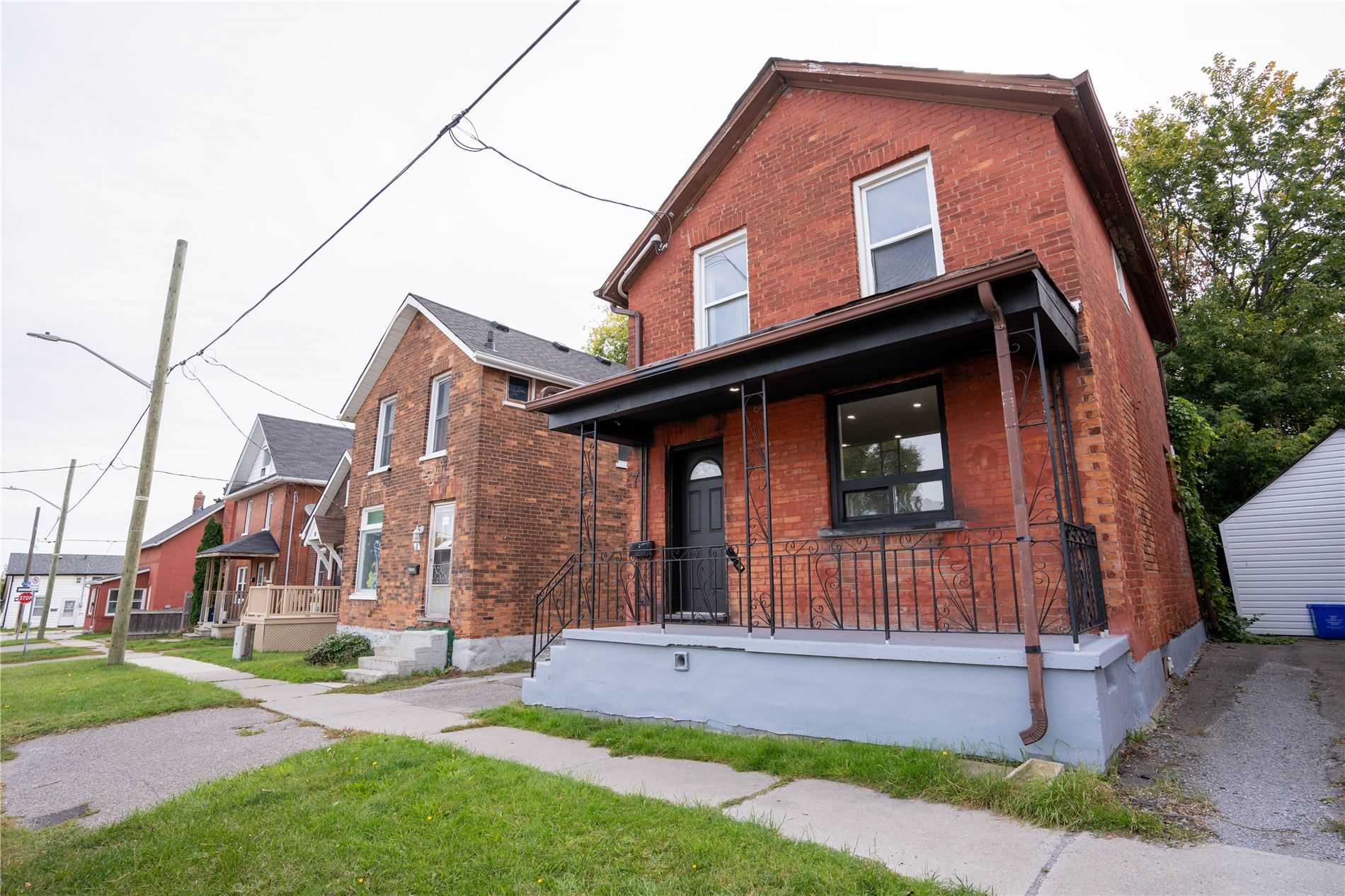 7 Maple St