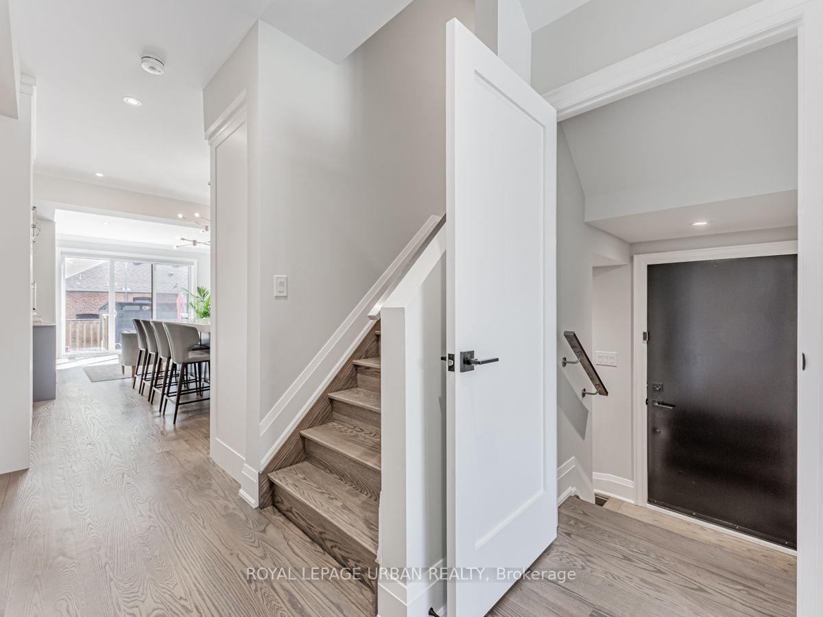 285 Glebemount Avenue