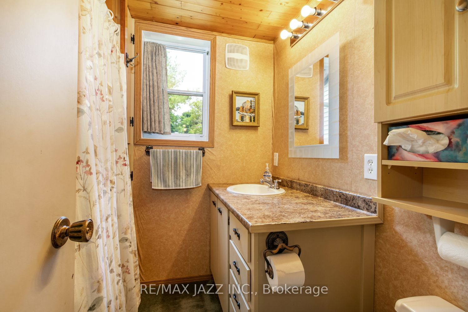 Listing E5991784 - Large Photo # 28