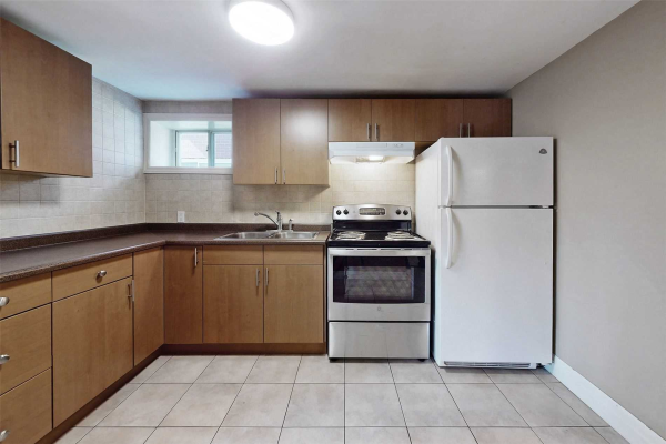 28 Woodgrove Dr, Toronto