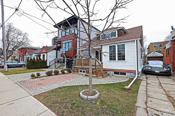 210 Gowan Ave, Toronto
