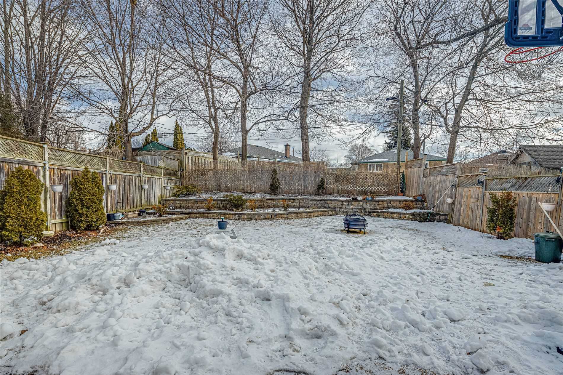 15 Point Grey Cres