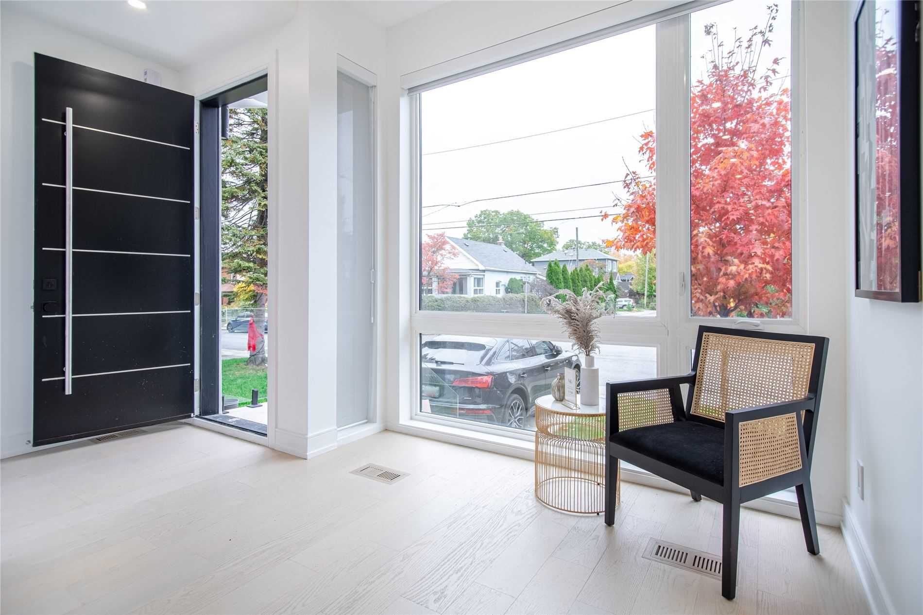 168 Oak Park Ave