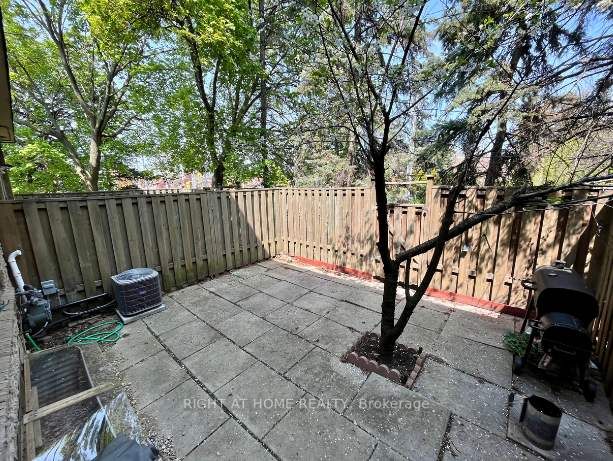 15 Huntingwood Drive, #29