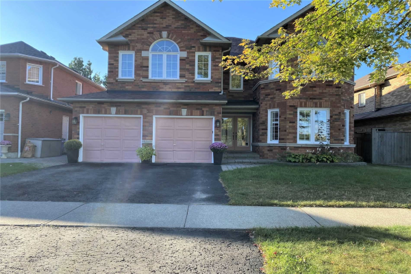 3 Mckie Crt, Ajax