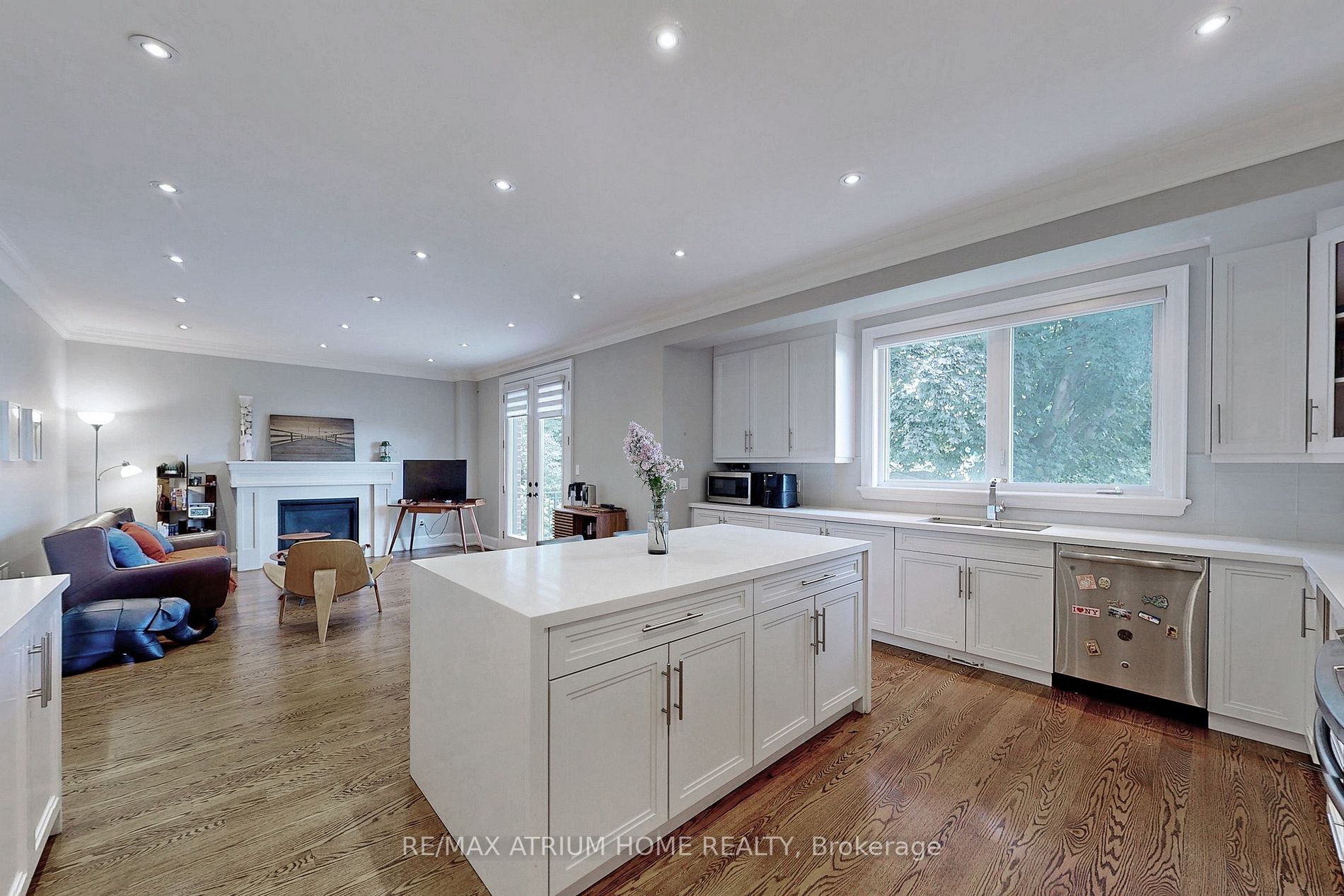 21 Neilson Ave