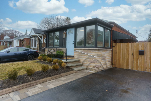 81 Manderley Dr, Toronto